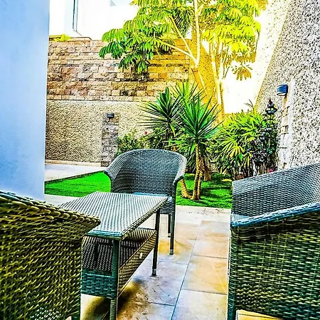 La Perla Blanca - Del Duque Villa Costa Adeje (Tenerife)